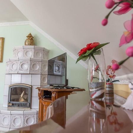 Apartma Ajda Komenda Buitenkant foto