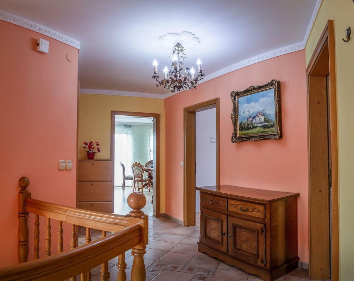 Apartma Ajda Komenda Buitenkant foto